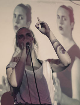MØ - får et rigtigt travlt internationalt efterår MØ - får et rigtigt travlt internationalt efterår