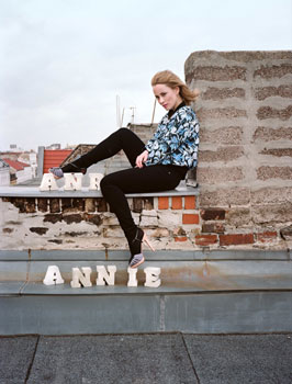 Norske Annie skal til London med sit dJ-set.